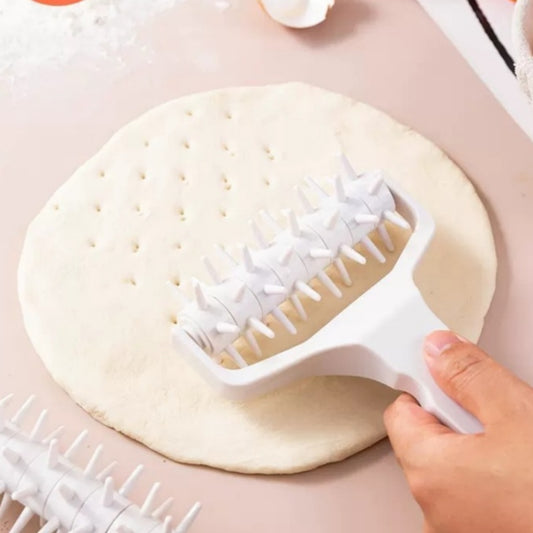 Pizza Dough Roller Pin - Plastic Pastry & Pie Cutter